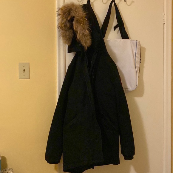 Canada goose jacket - Picture 1 of 4